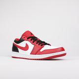 Jordan 1 Low Bulls