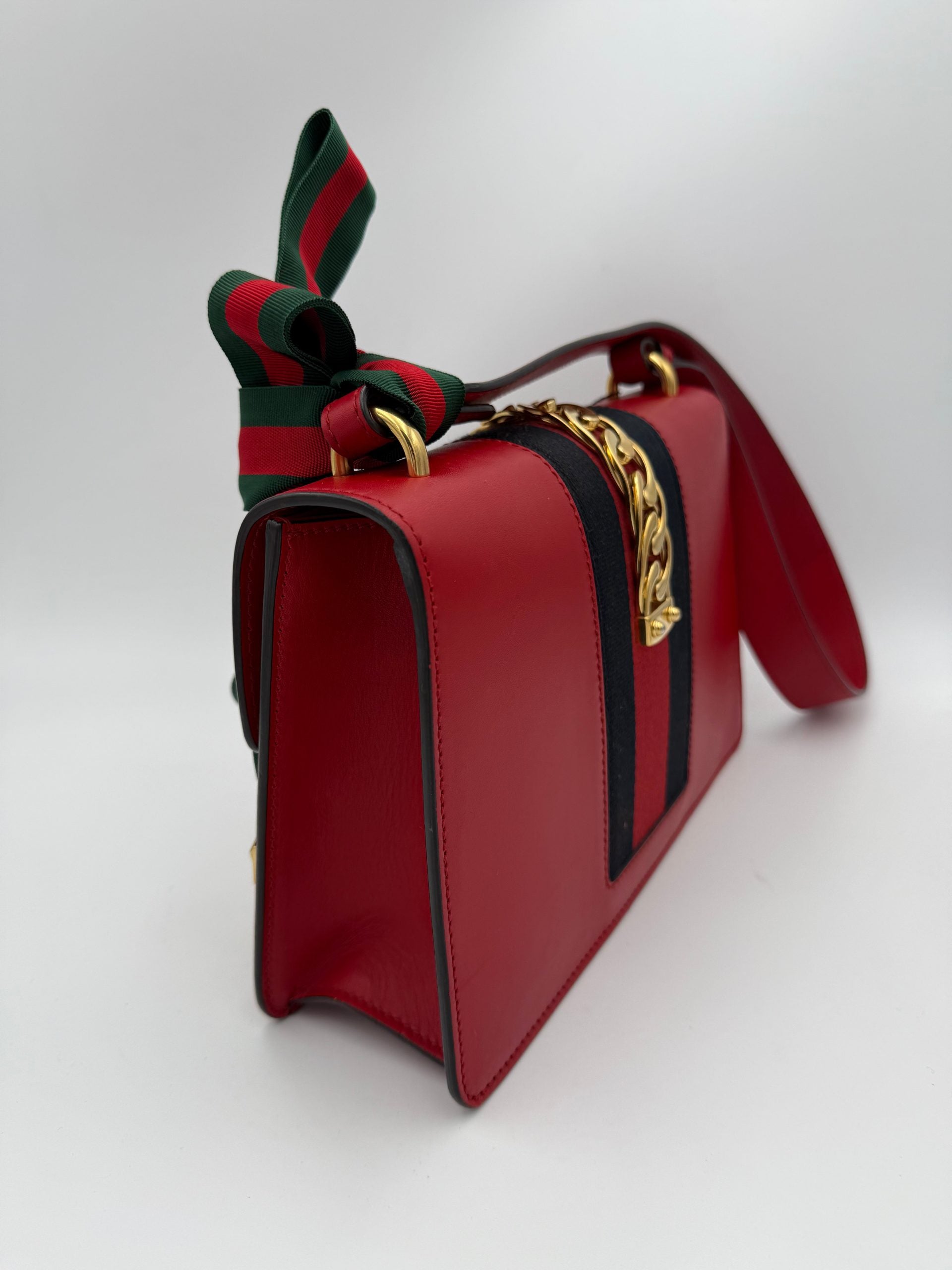 Gucci Sylvie Röd Handväska
