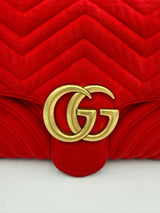 Gucci GG Marmont Handväska I Röd Sammet