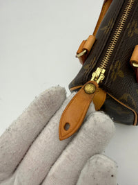 Louis Vuitton Nano Speedy Handväska I Monogram-Canvas