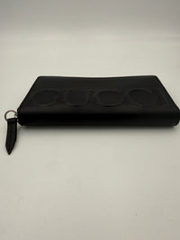Gucci Svart Plånbok I Läder Med Dragkedja Och Präglad Logotyp