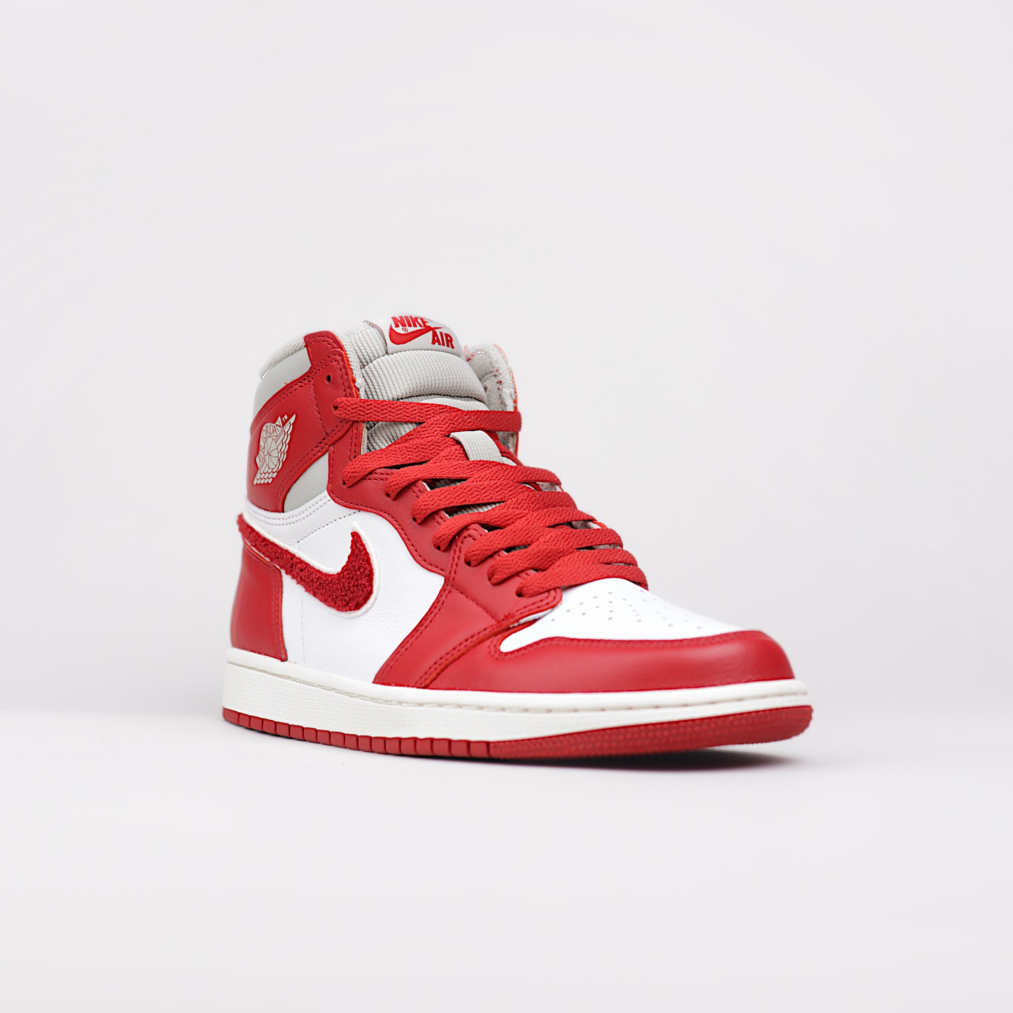 Jordan 1 Retro High OG Varsity Red (Women's)