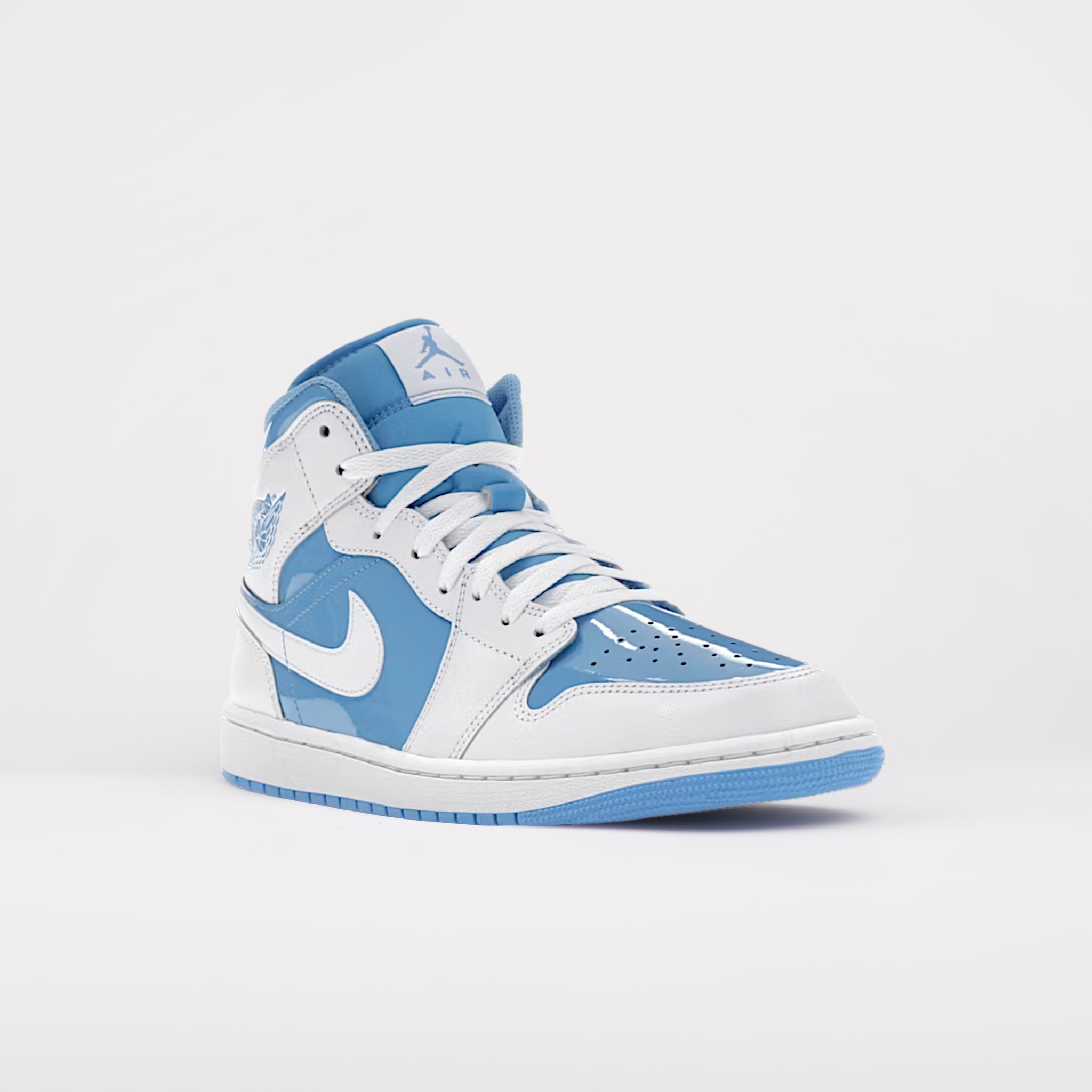 Jordan 1 Mid Legend Blue