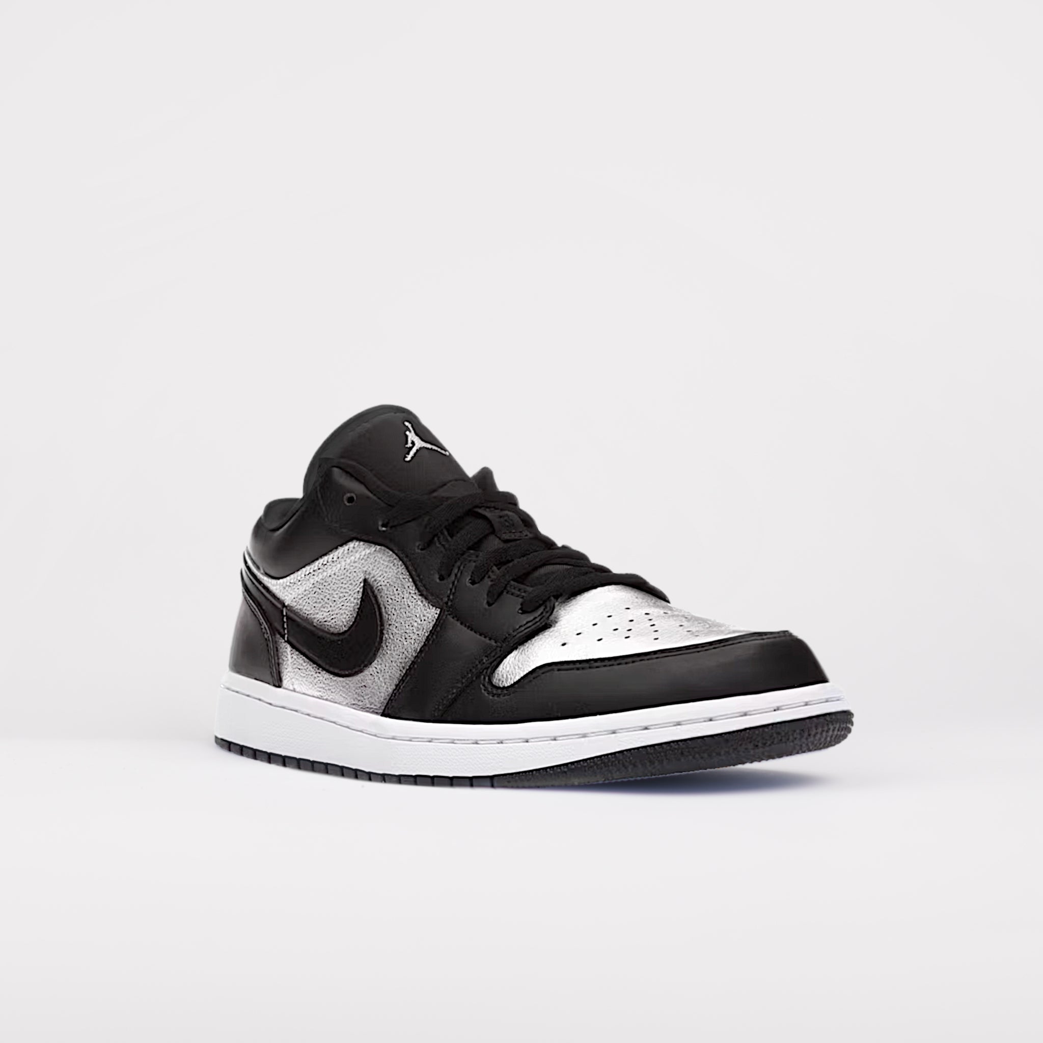 Jordan 1 Low Black Metallic Silver (Dam)